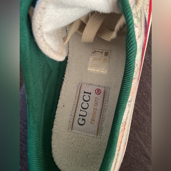 Gucci sneakers size 7.5 - Picture 5 of 7
